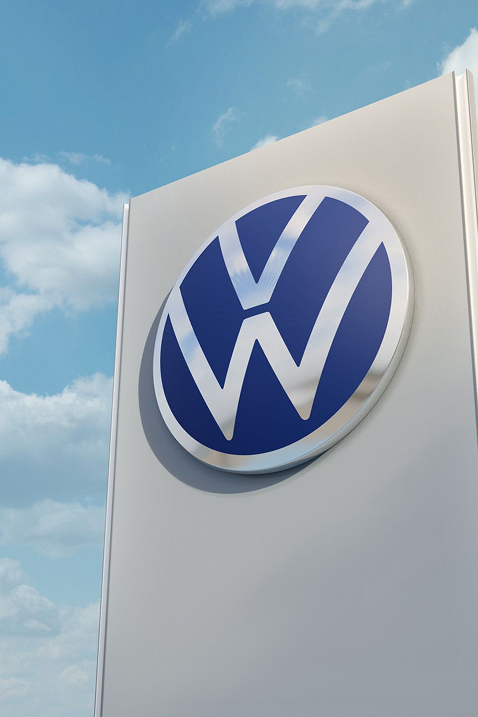 Pylon mit dem Volkswagen Markenlogo