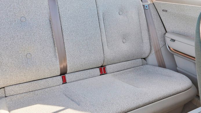 Zadnja sedežna klop v modelu VW ID. CROSS Concept.