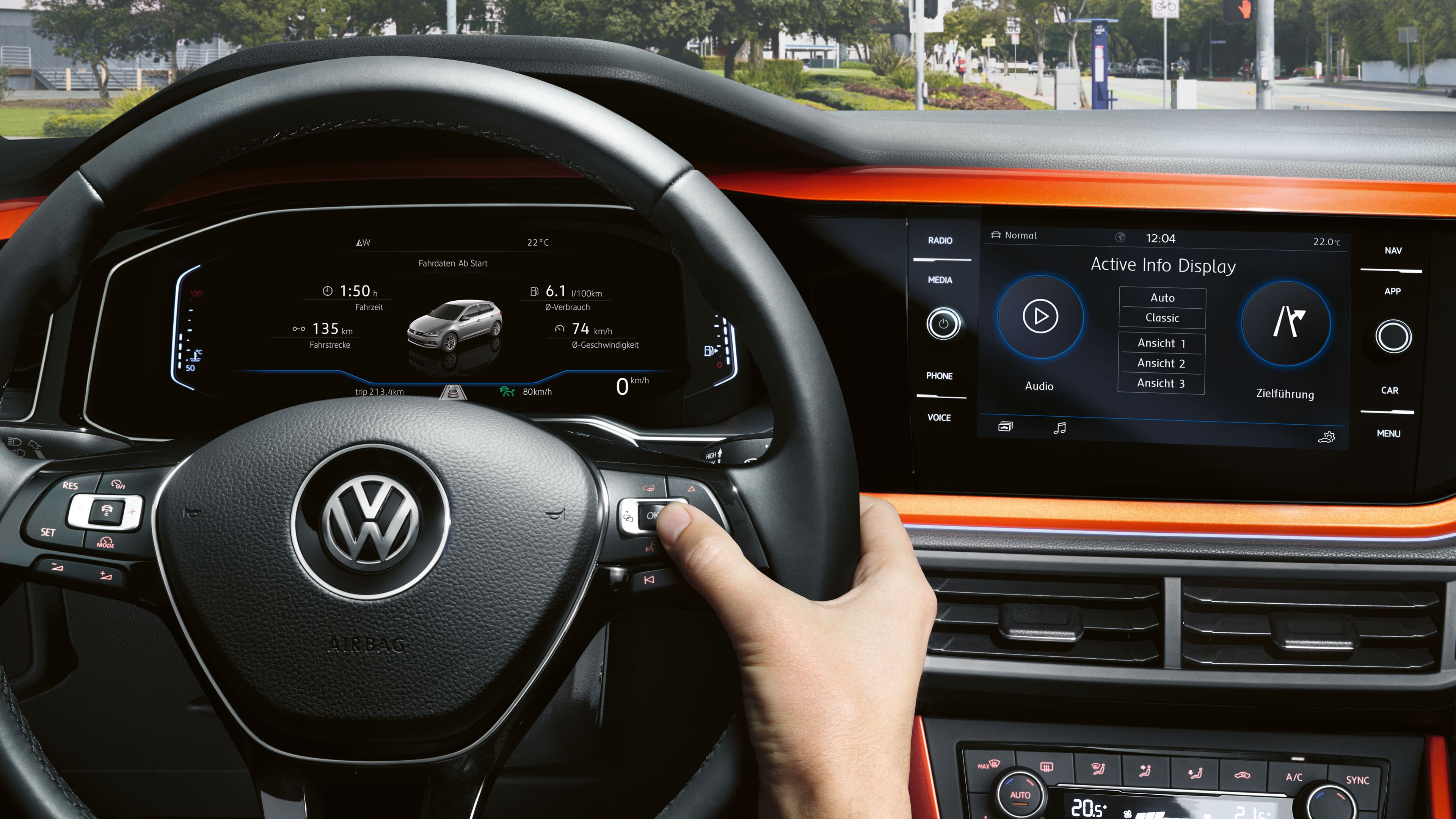 volkswagen vw polo aktivni informacijski zaslon