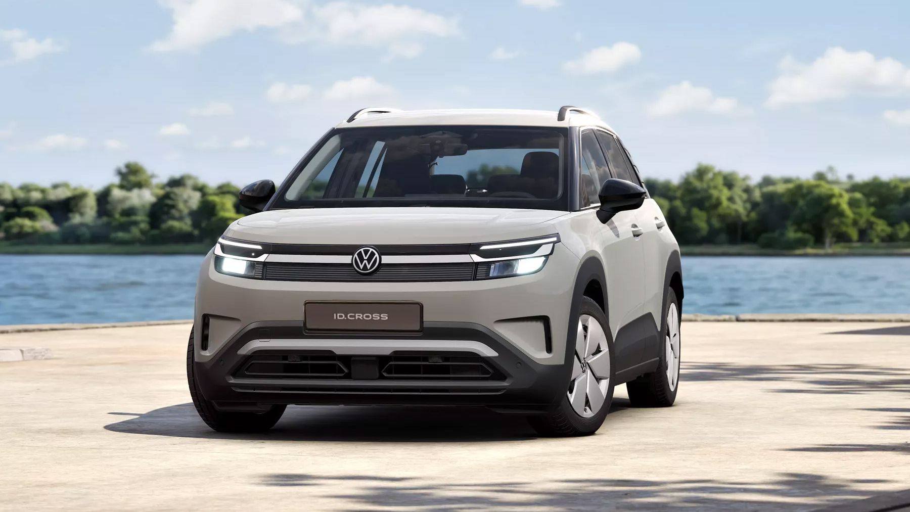 Na sliki je svetlo siv VW ID. Cross Trend, prikazan od spredaj.