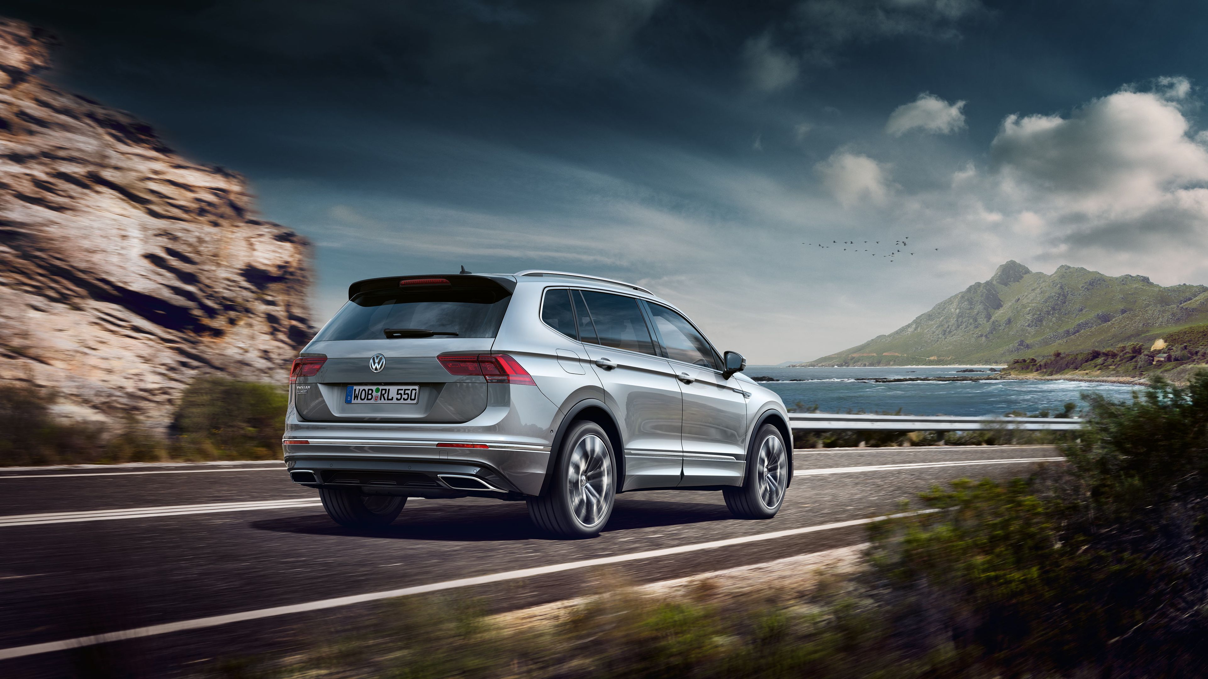 vw volkswagen tiguan allspace srebrna zadek stranski del