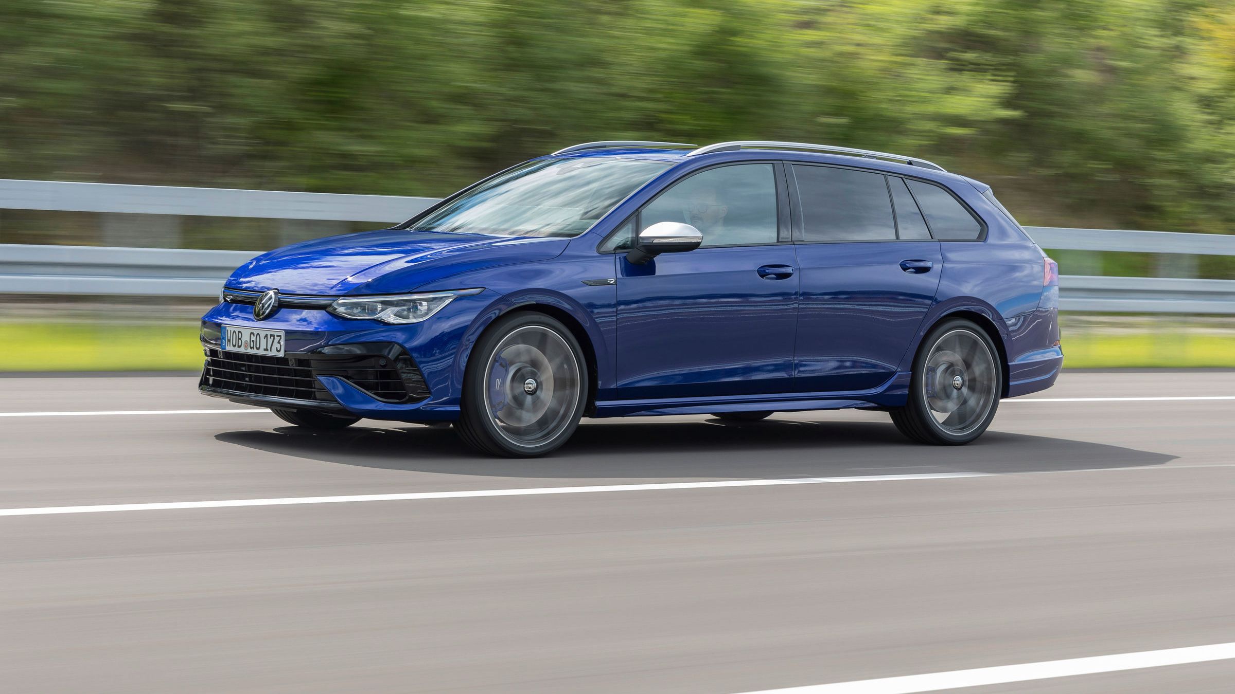 Volkswagen Golf Variant R