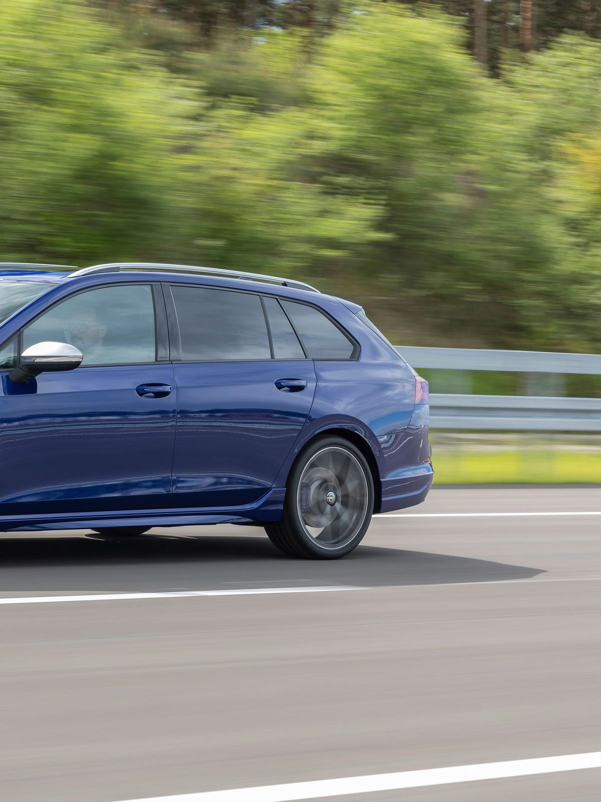 Volkswagen Golf Variant R