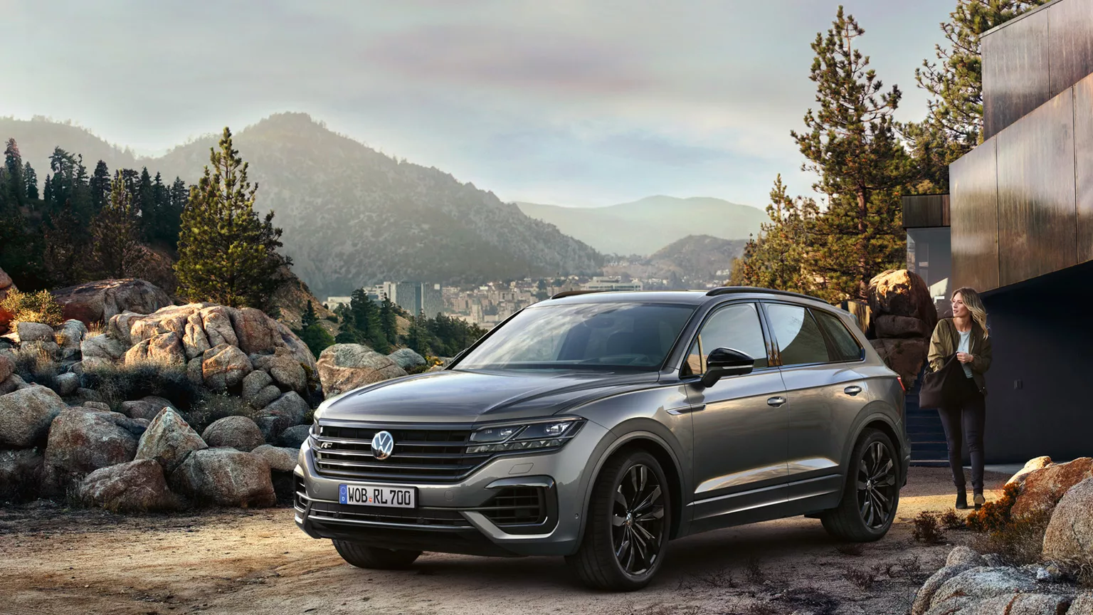vw volkswagen touareg siva sprednji del stranski del
