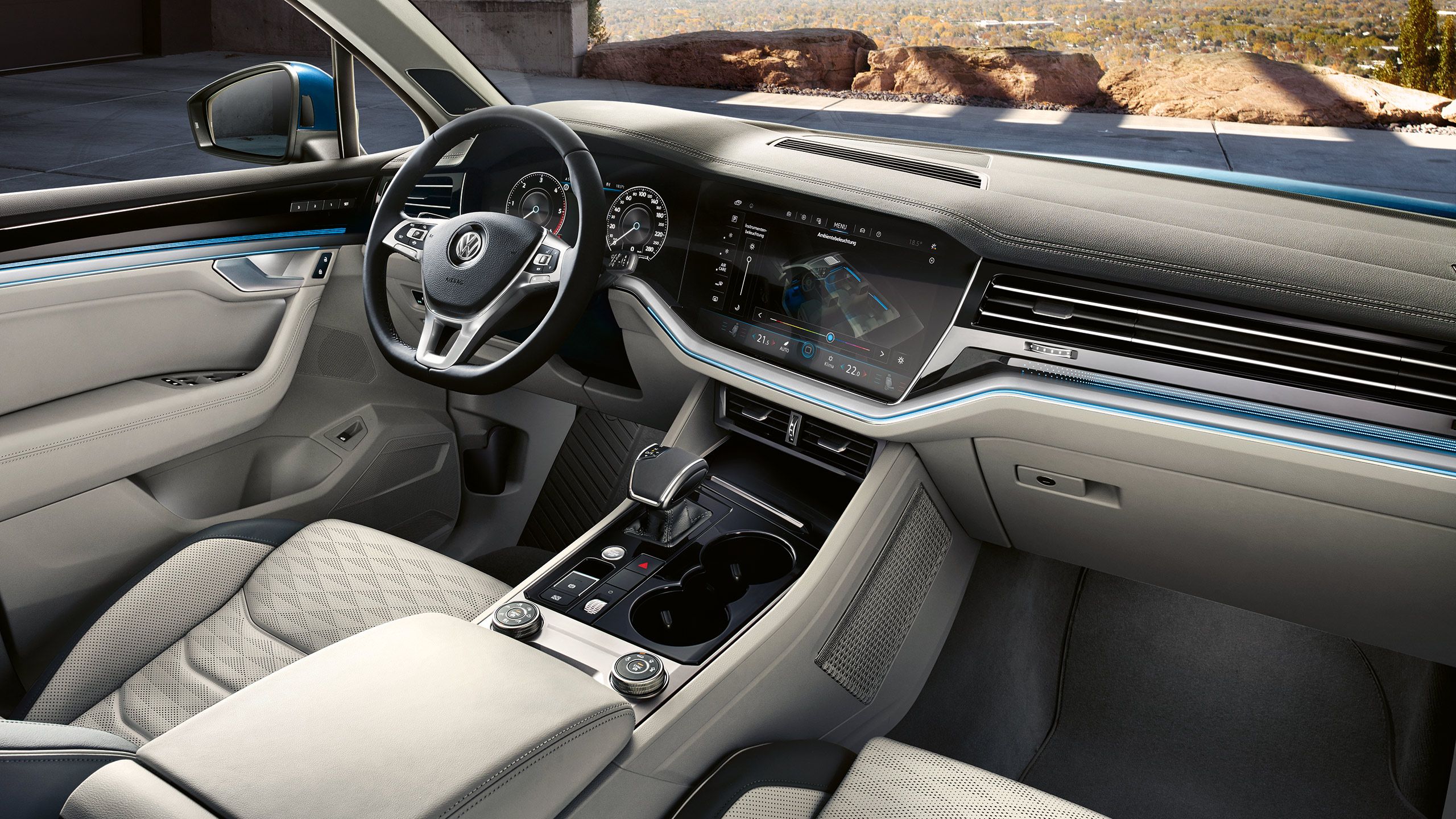 vw volkswagen touareg modra notranjost