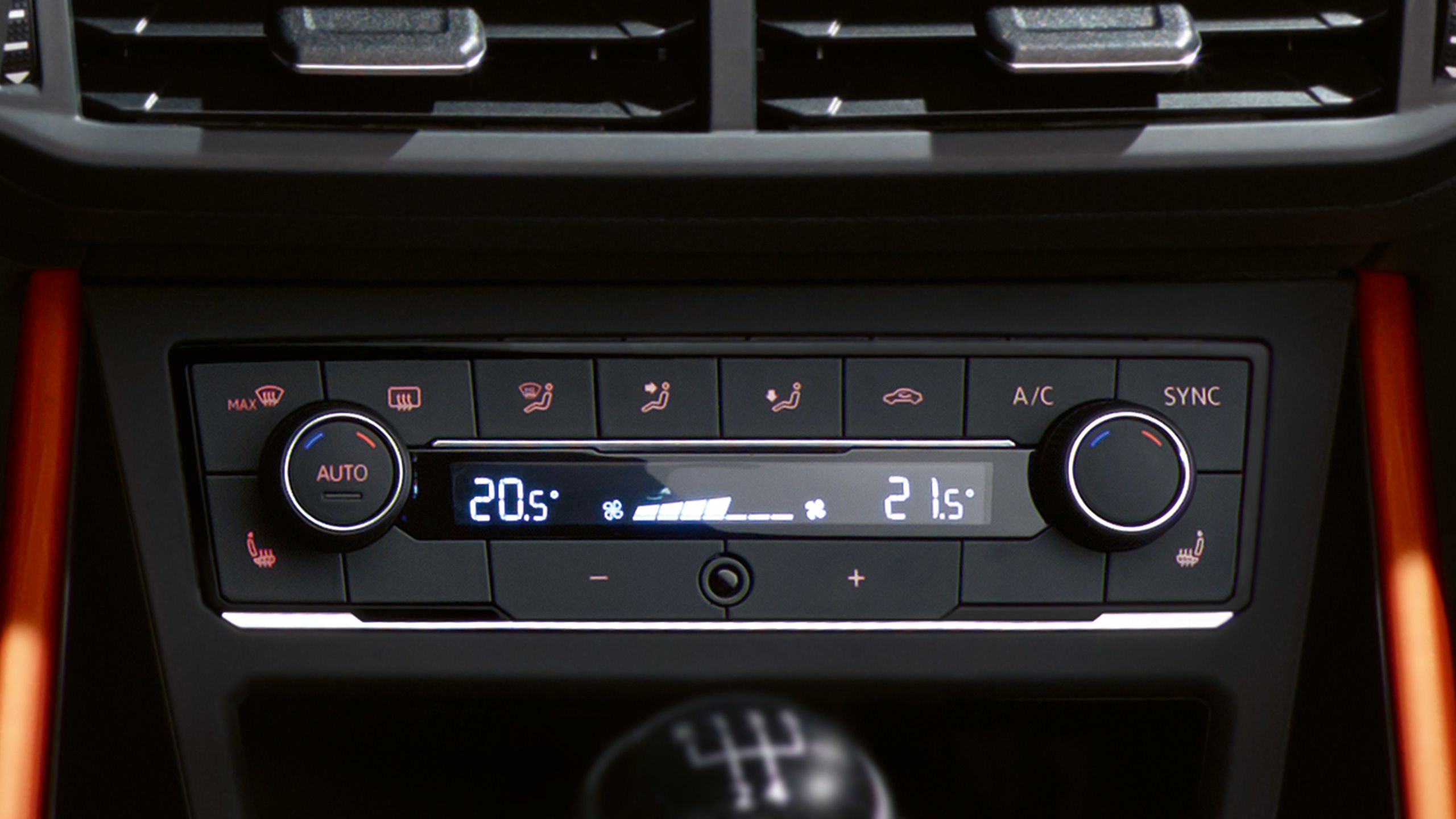 VW Polo oranžna Climatronic upravljanje