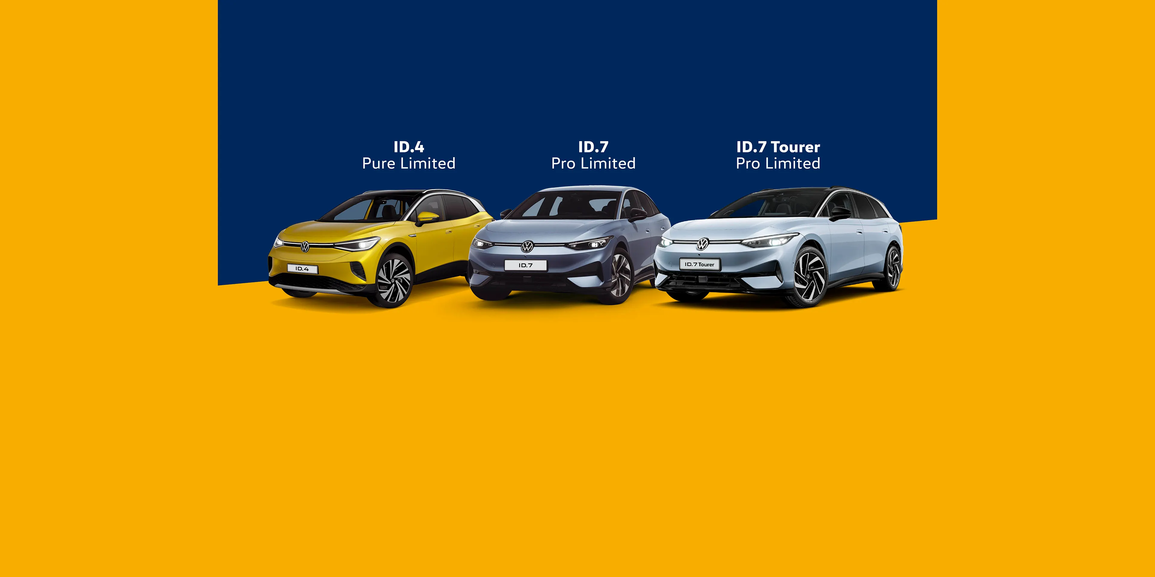 Na sliki so trije avtomobili, razvrščeni od leve proti desni: ID.3 Pure Limited, ID.4 Pure Limited, ID.7 Pro Limited in ID.7 Tourer Pro Limited. Avtomobili so postavljeni na modro-rumenem ozadju.