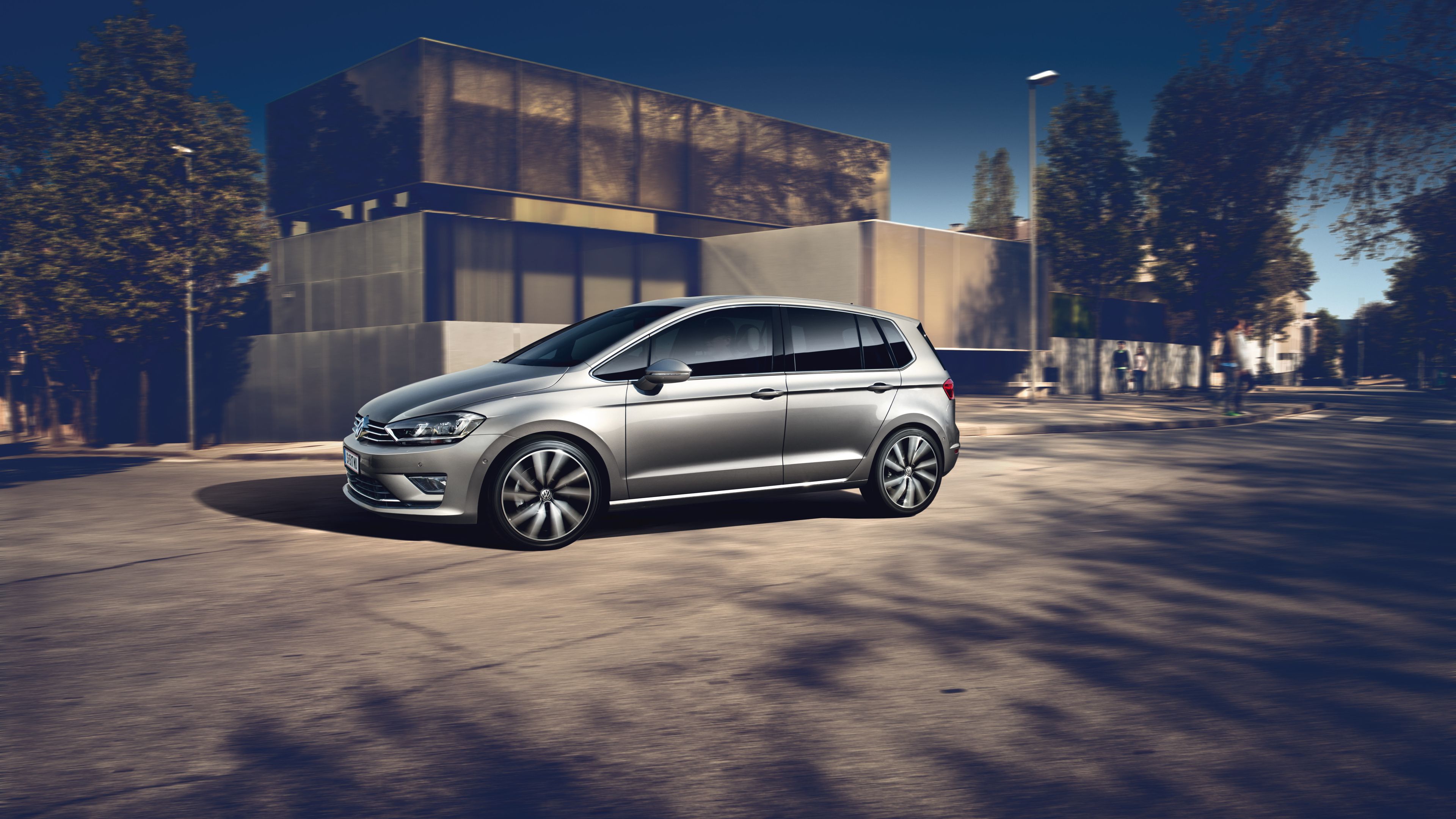 VW Golf Sportsvan stranski pogled 
