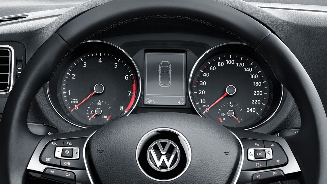 vw polo kombinirani instrumenti merilnik hitrosti