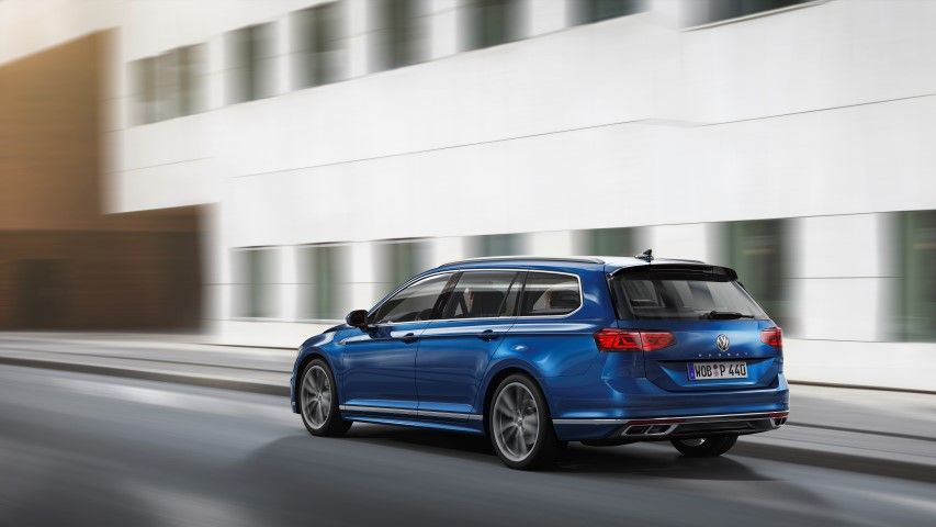 vw volkswagen passat variant r-line modra gibanje