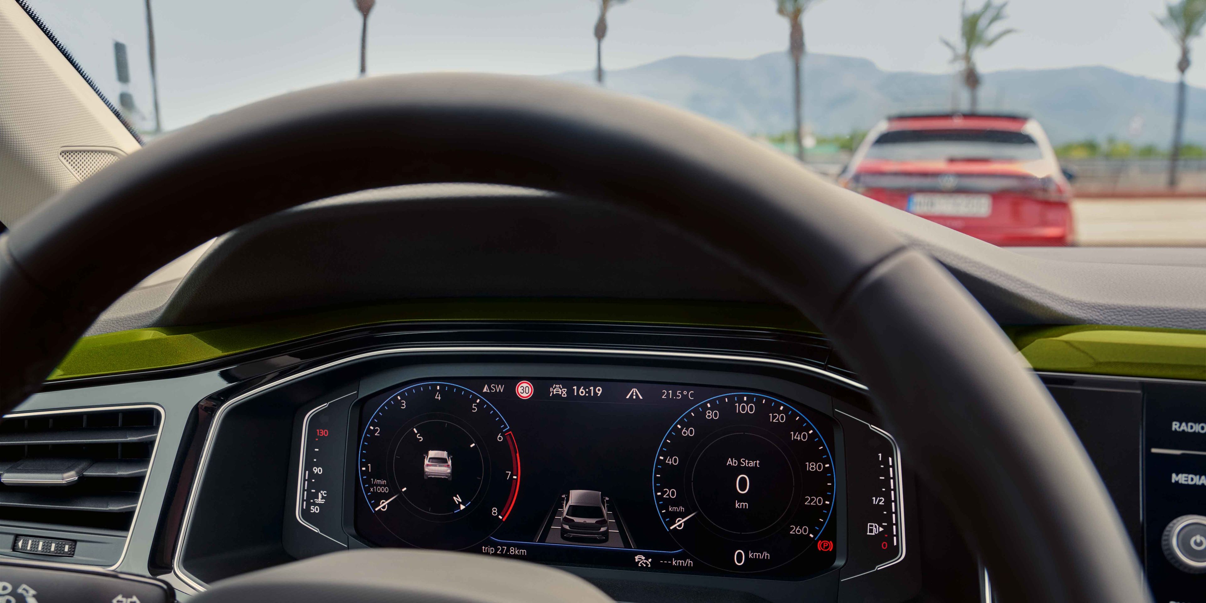 Notranjost modela VW Taigo: detajlni posnetek digitalnega kombiniranega instrumenta