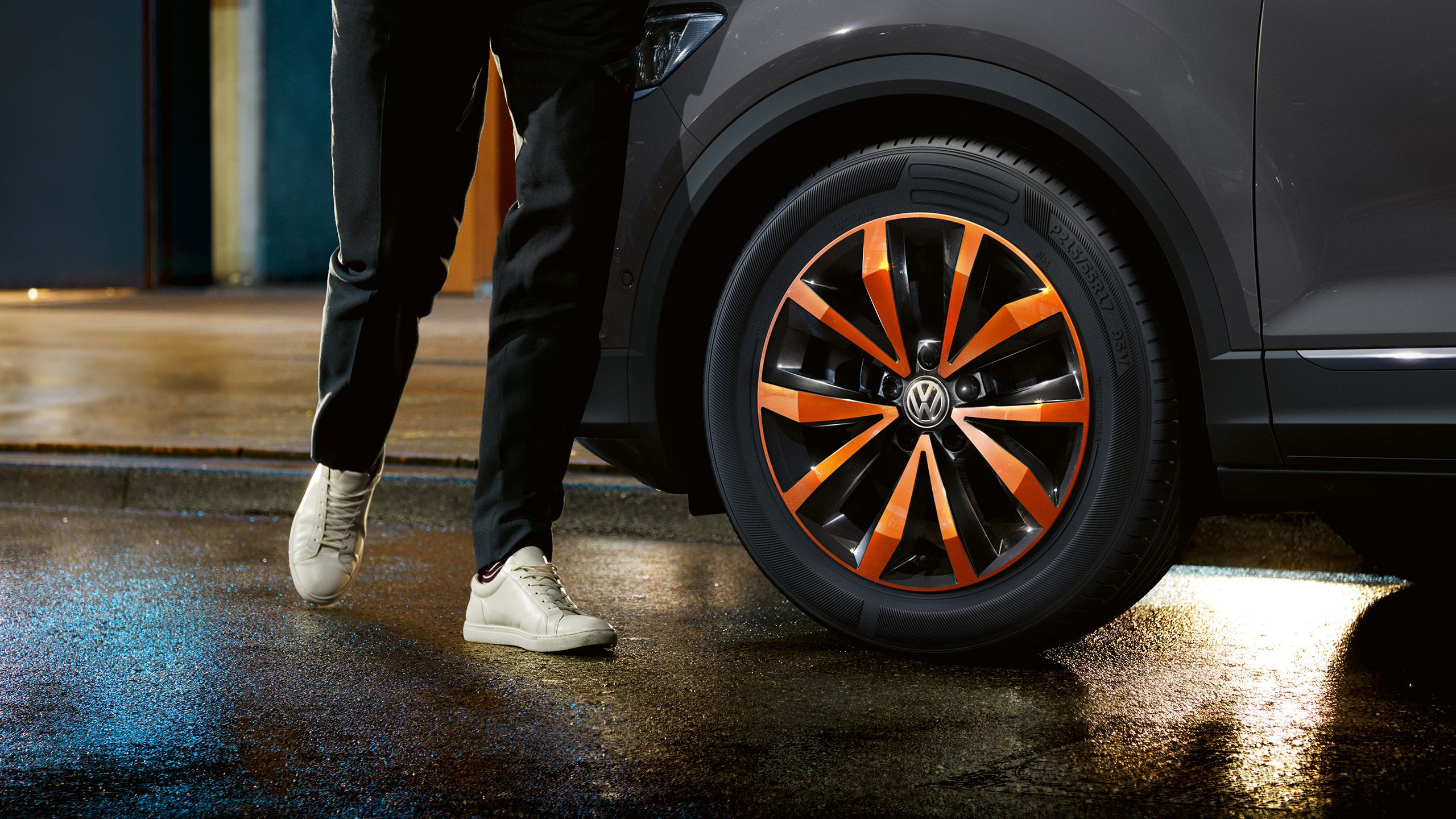 vw volkswagen t-roc pnevmatike oranžna