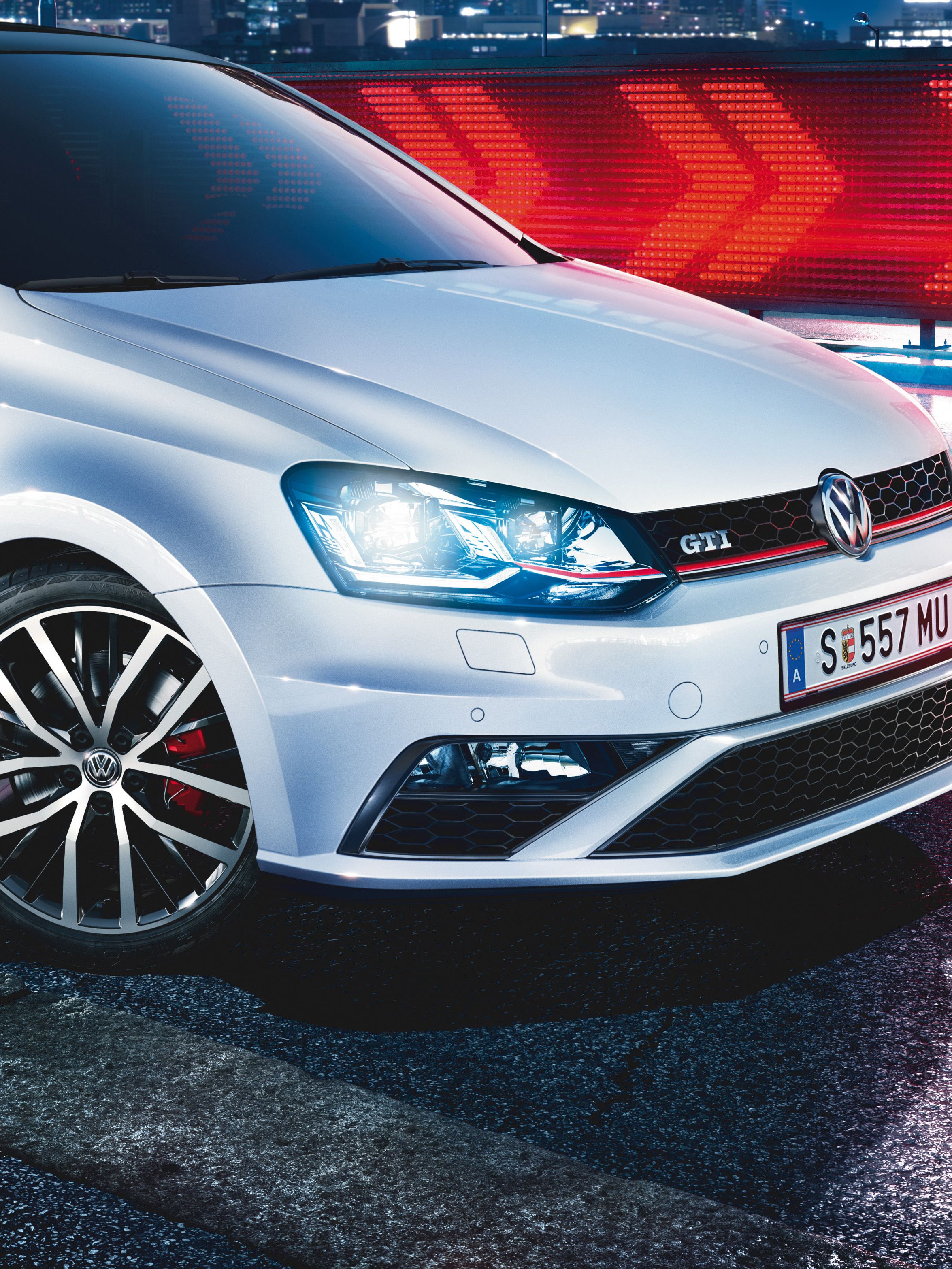 vw volkswagen polo gti stranski pogled bele barve