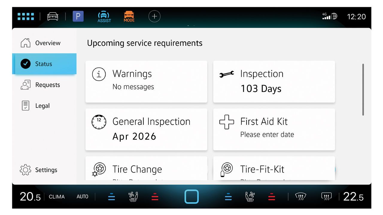 Zaslon infotainment sistema s pregledom servisov v aplikaciji Servis vozila