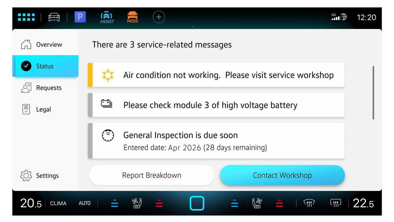 Zaslon prikazuje aplikacijo In-Car s sporočili o statusu vozila