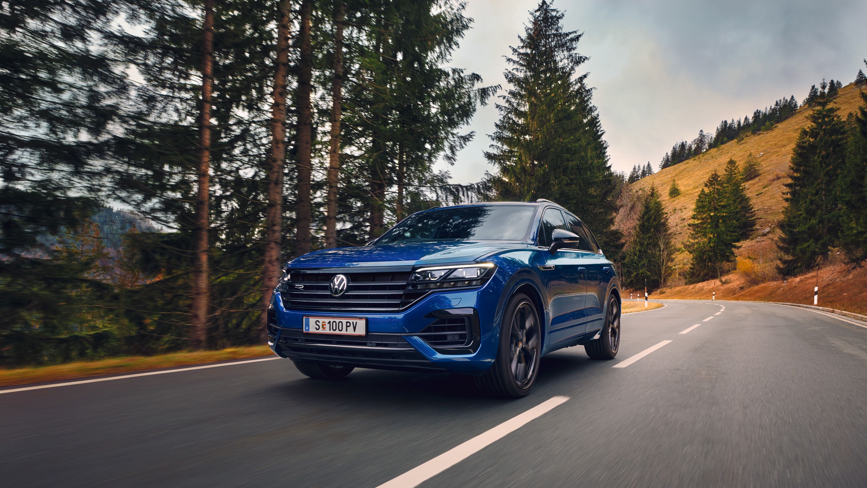 Moder Volkswagen Touareg R s športnim videzom